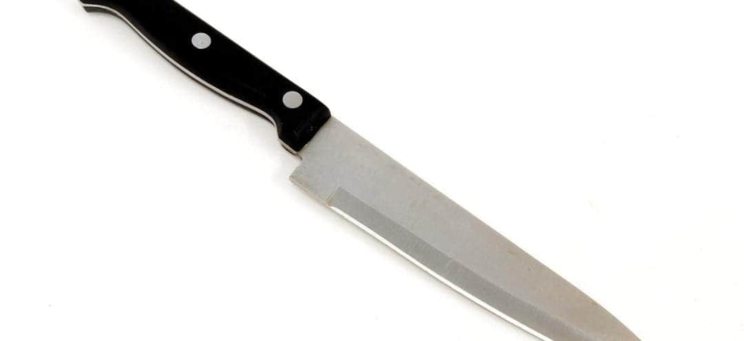 Video: Feminicidio; buscan a sujeto con una túnica negra que asesinó a una mujer en la Cdmx