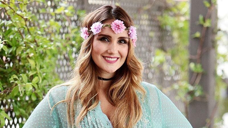 Anuncia Dulce María que será madre por segunda vez a punto de cumplir 40 años