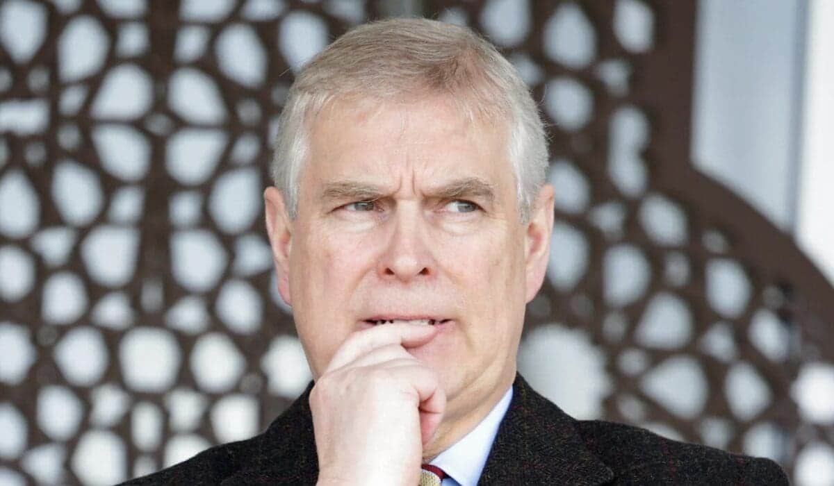 Esta es la compensación que recibe el príncipe Andrés tras perder sus títulos por abuso sexual en Inglaterra