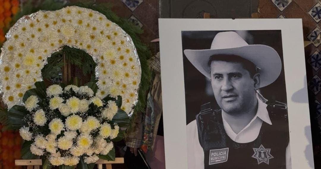 Hallan sin vida a dos jóvenes presuntamente relacionados con asesinato de Carlos Manzo