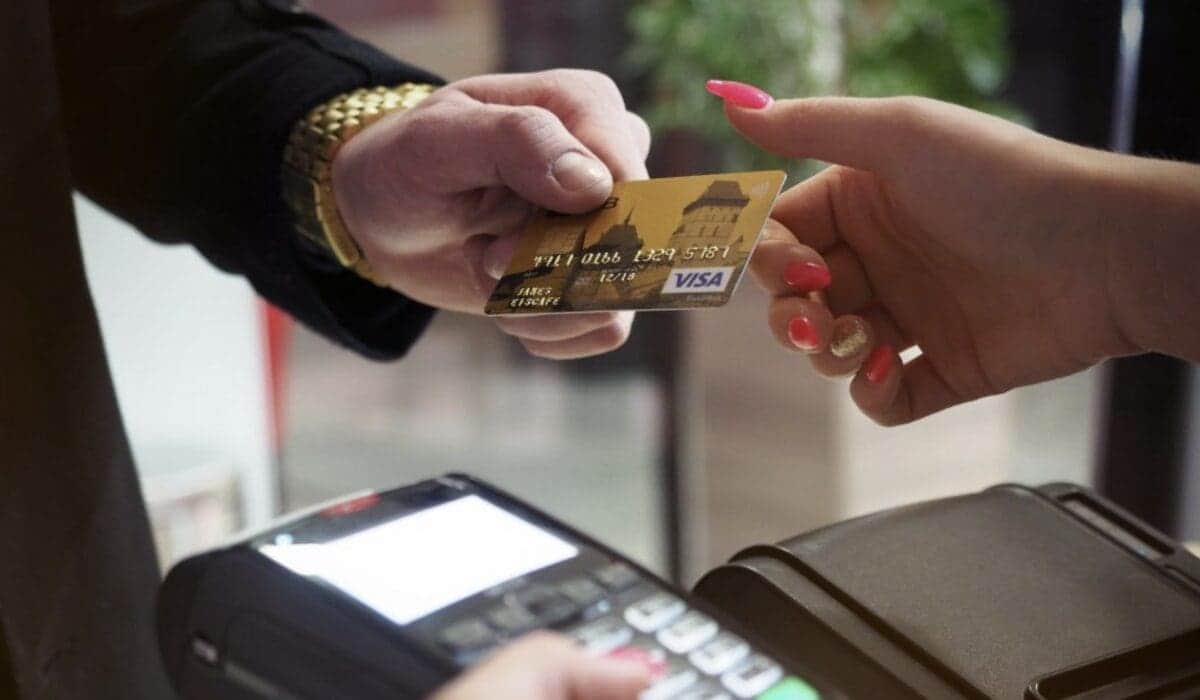 Comprar con tarjeta en el Buen Fin 2025 podría darte un premio de hasta 250 mil pesos