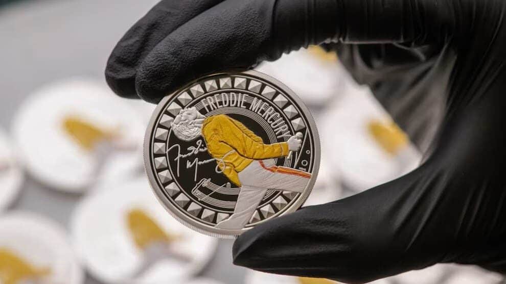 Video: Emiten una moneda conmemorativa con la imagen de Freddie Mercury en Reino Unido