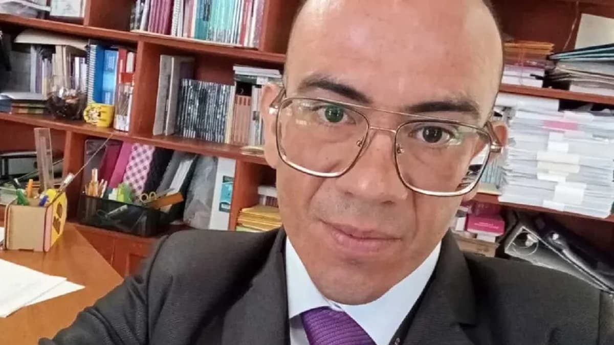 Hallan muerto a profesor en un canal de aguas negras en Edomex