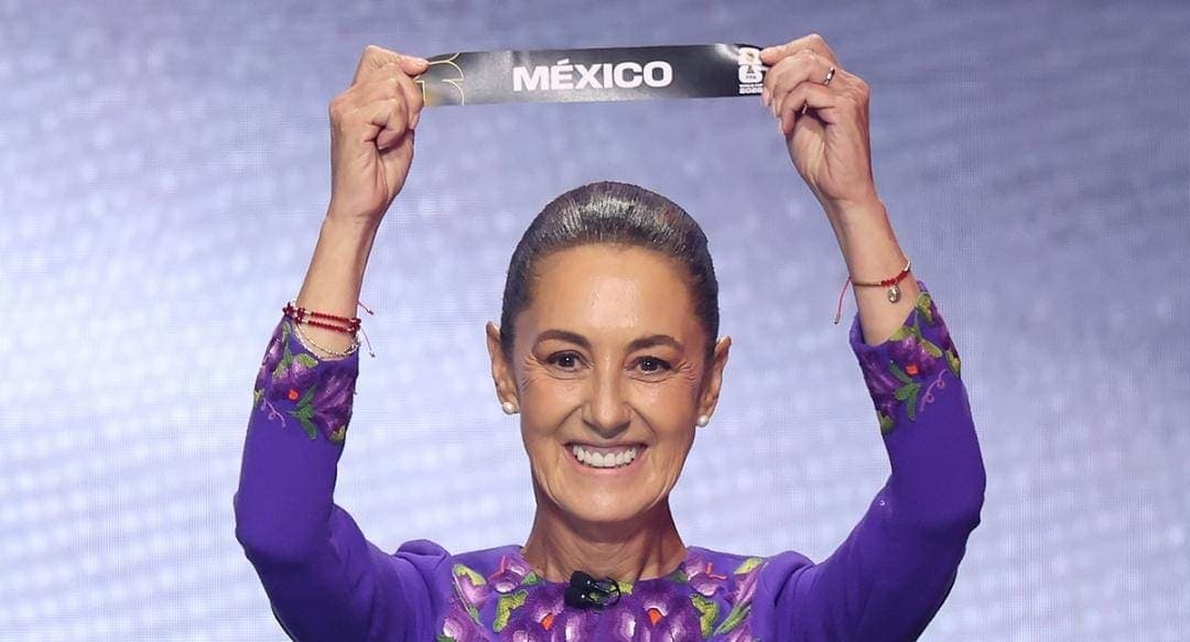 Acude Claudia Sheinbaum al sorteo del Mundial 2026; Donald Trump recibe premio de la FIFA