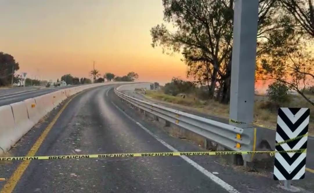 Hallan cuatro cadáveres en un puente en Pénjamo, Guanajuato