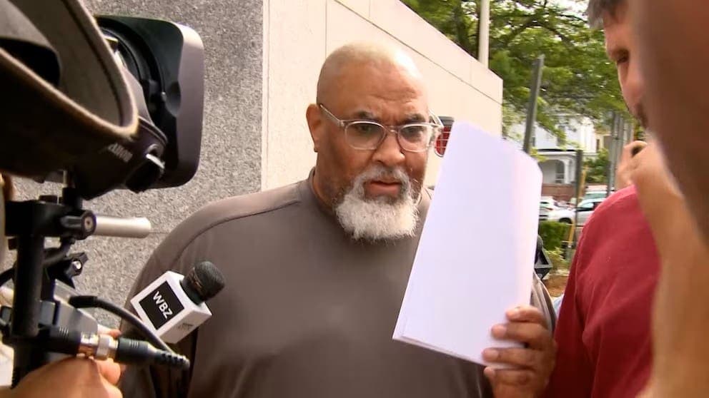 Condenan al encargado de la morgue de Harvard a ocho años de cárcel por vender restos humanos