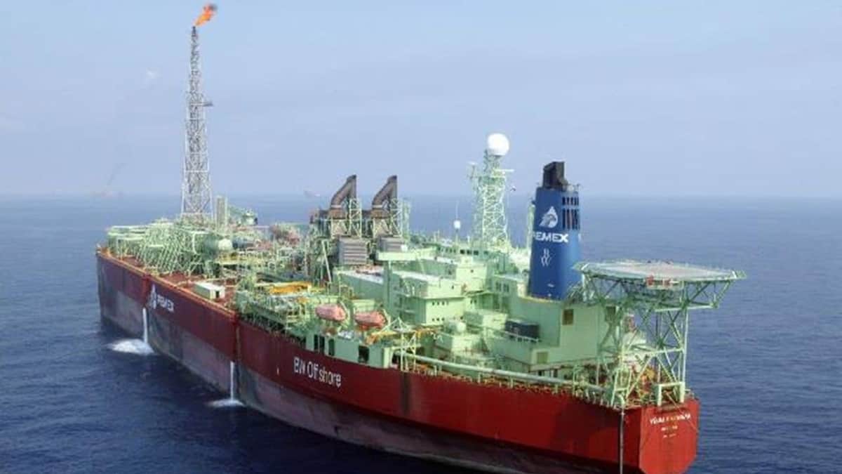 México envía 80 mil barriles de combustible a Cuba, según Universidad de Texas