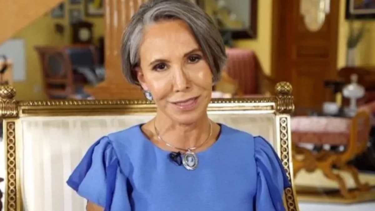 Florinda Meza confiesa que le cortaron un pedazo de oreja para tratamiento de rejuvenecimiento