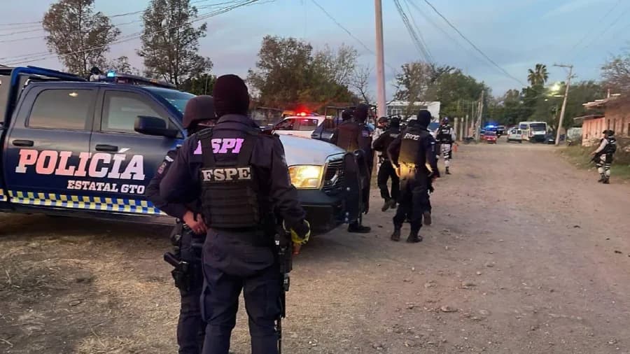 Matan a 11 personas durante un partido de futbol en Salamanca, Guanajuato