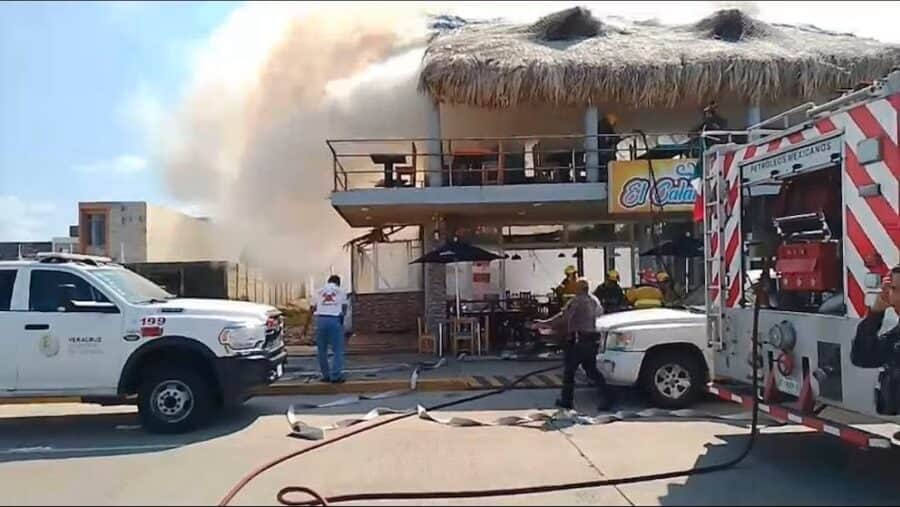 Atacan con bombas molotov restaurante en puerto de Coatzacoalcos, Veracruz