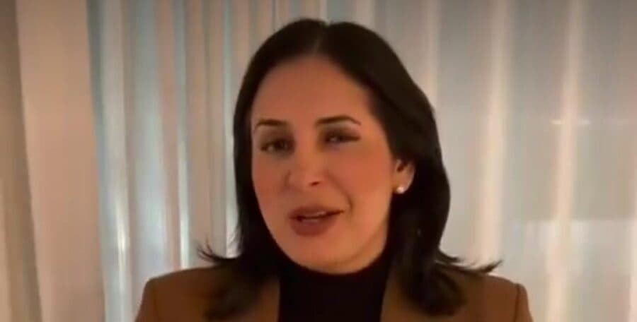 Video: Desmiente Estefanía Mercado que se vaya a cobrar acceso a Quinta Avenida de Playa del Carmen