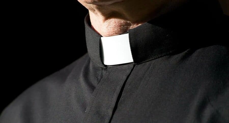 Instaura la Iglesia católica un programa piloto para prevenir abusos sexuales a menores