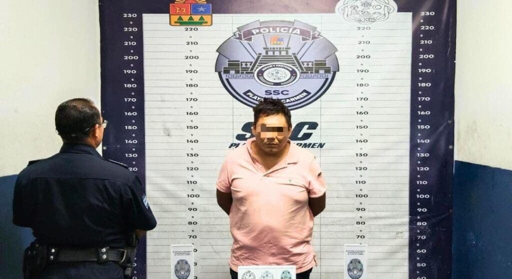 Detienen a sujeto por desobediencia y resistencia de particulares en Playa del Carmen