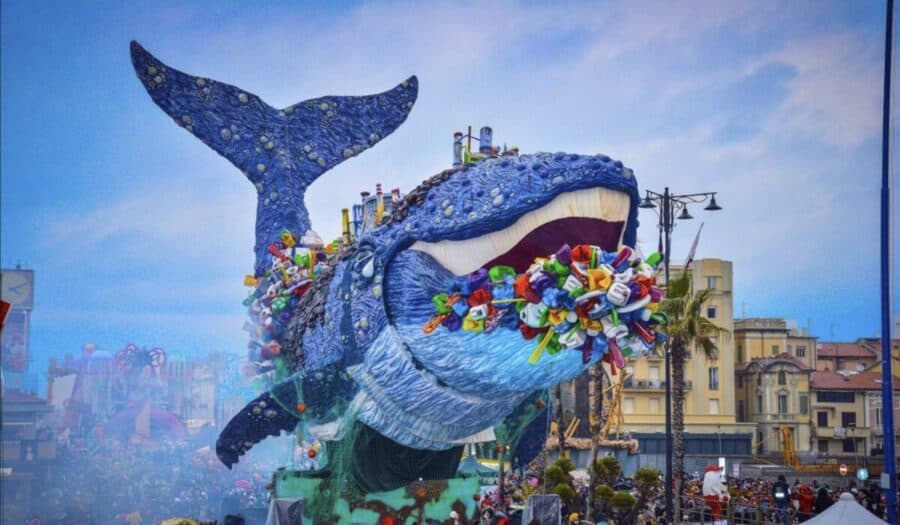 Video: Carnaval de Viareggio 2026 deslumbra con carrozas gigantes en Italia