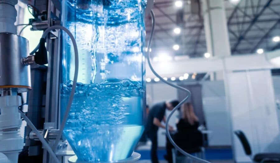 Utiliza Aguakan última tecnología con rayos UV para desinfección del vital líquido en Quintana Roo