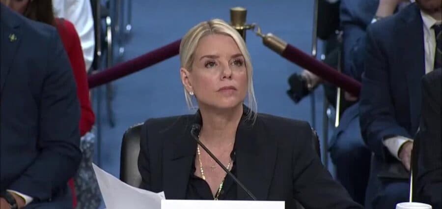 Video: Congresistas demócratas acusan a Pam Bondi, fiscal de Estados Unidos, de encubrir a cómplices de Jeffrey Epstein