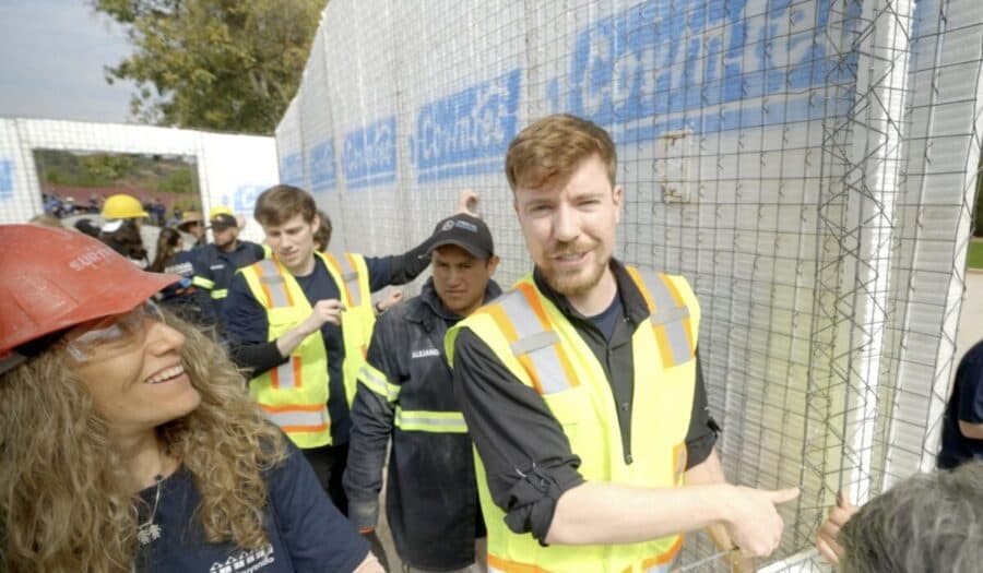 Video: Mr Beast muestra la secundaria y preparatoria que financió en Edomex