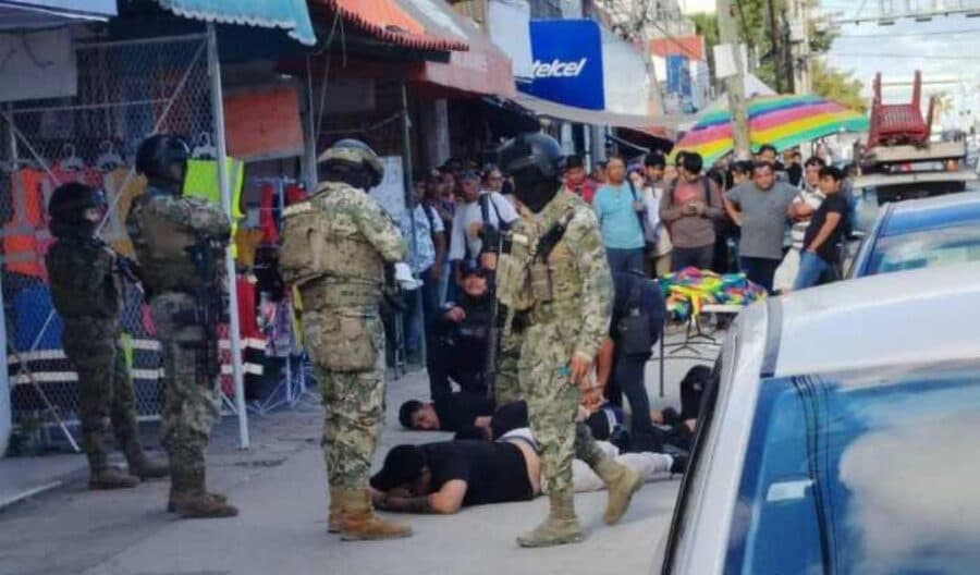 Detienen a tres sujetos que iban a anexar a un joven en Cancún; los acusaron de secuestro