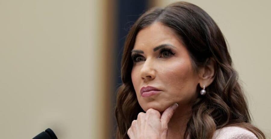 Donald Trump destituye a Kristi Noem como secretaria de Seguridad de Estados Unidos pero le dará cargo honorario