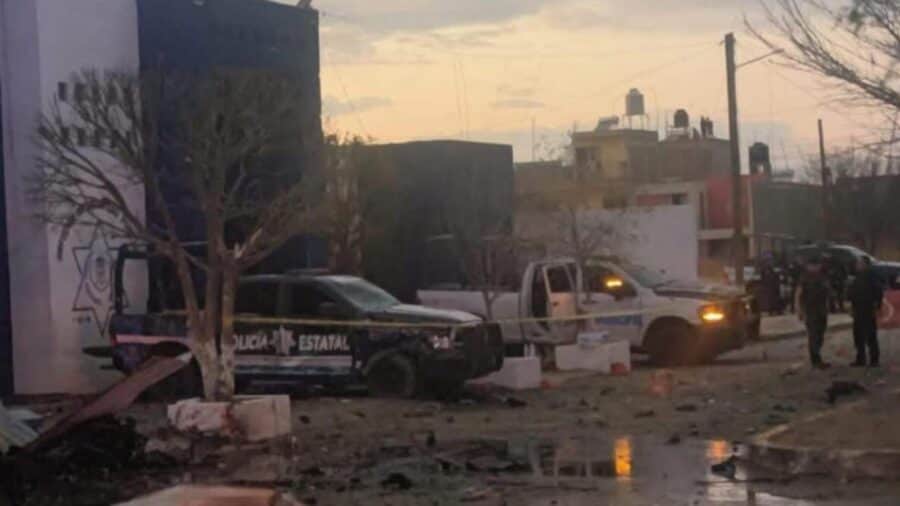 Explosión de vehículo deja a tres policías lesionados en Luis Moya, Zacatecas