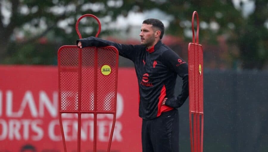 Video: Futbolista mexicano Santiago Giménez regresa a los entrenamientos con el AC Milan