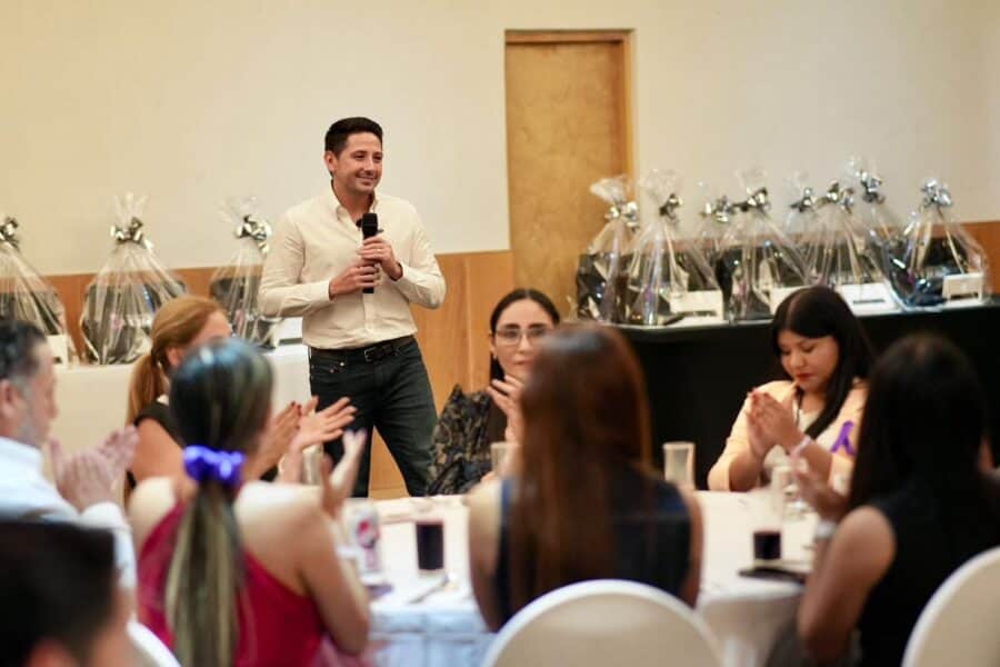 Renán Sánchez Tajonar encabeza actividades del Congreso en el marco del Parlamento de Mujeres de Quintana Roo