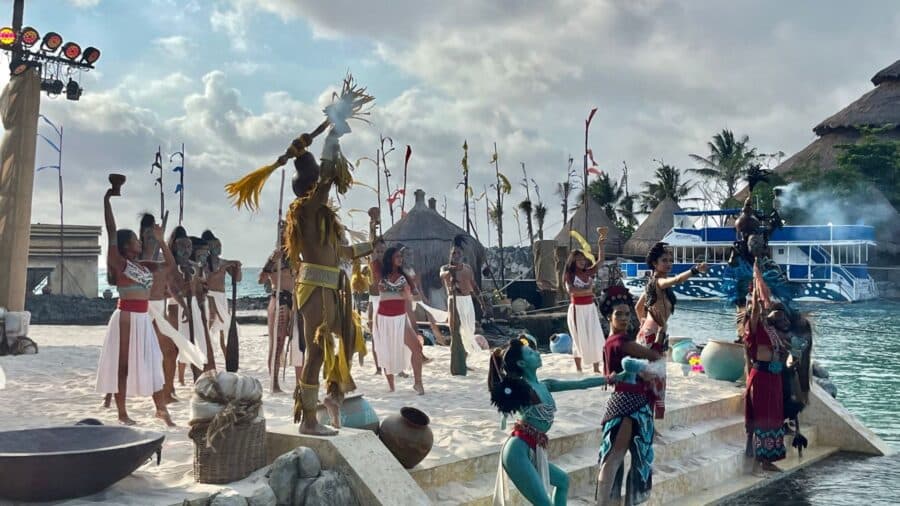 Suprema Corte ordena a Grupo Xcaret retirar simbología maya para la promoción de sus parques