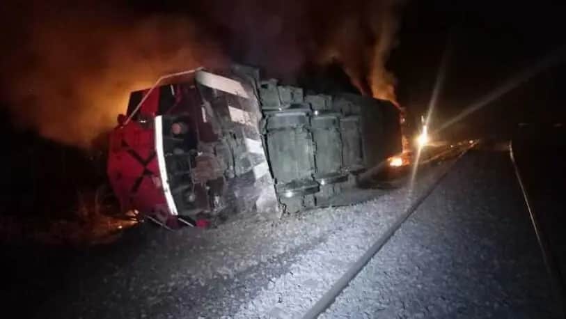 Video: Choque entre trenes deja tres personas heridas en Cuyutlán, Colima