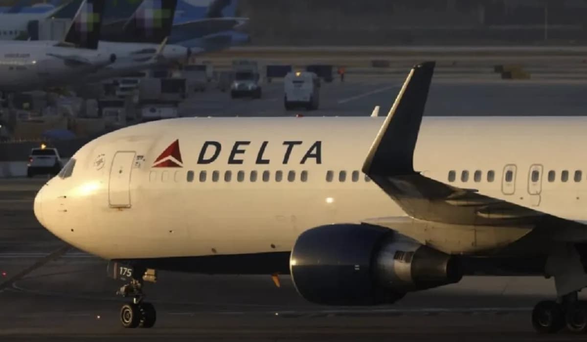 Video: Avión aterriza de emergencia tras explosión de uno de sus motores en Brasil