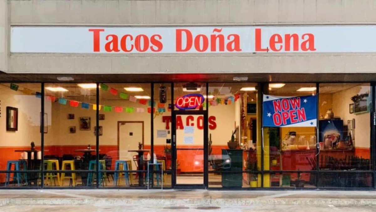 Sujetos roban olla con comida de una taquería en Houston, Texas