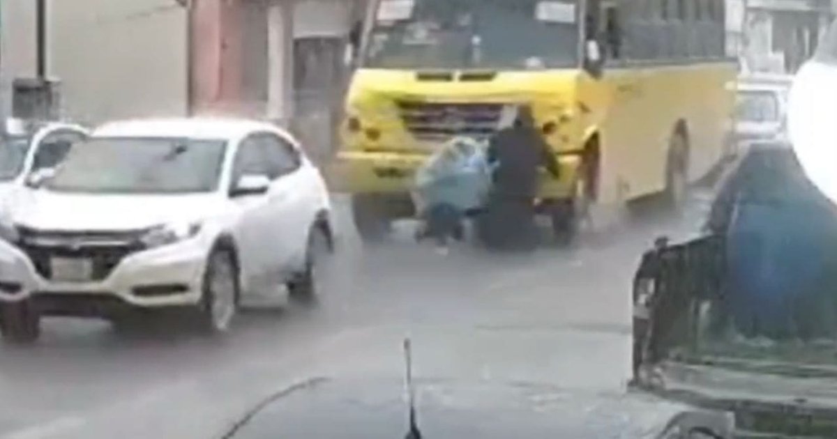 VIDEO: Niña muere al ser aplastada por un camión en SLP; el conductor ...