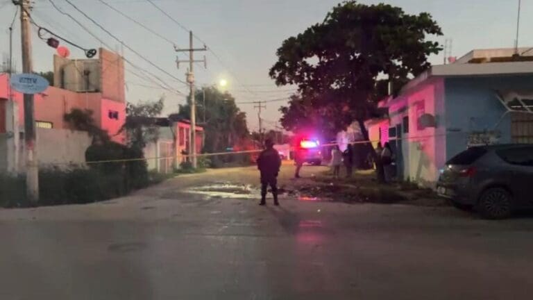 Ejecutan a un sujeto en calles de la Supermanzana 235 de Cancún