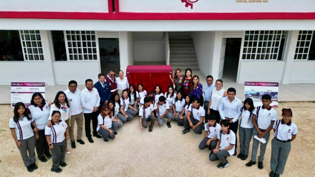 Más de 57 mdp para escuelas bien hechas en Quintana Roo: Mara Lezama