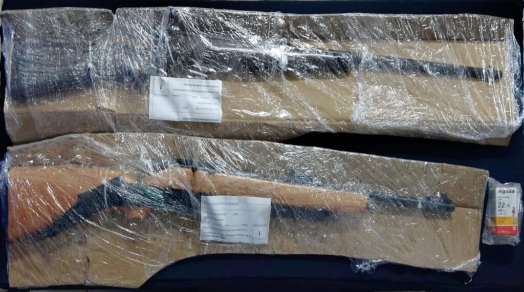 Tres sujetos armados son detenidos tras realizar detonaciones en Playa del Carmen