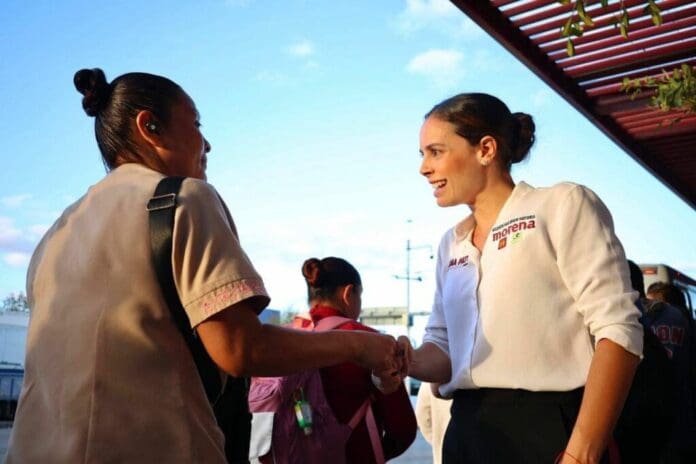 ANA PATY PERALTA, CERCANA Y COMPROMETIDA CON LOS TRABAJADORES DEL TURISMO