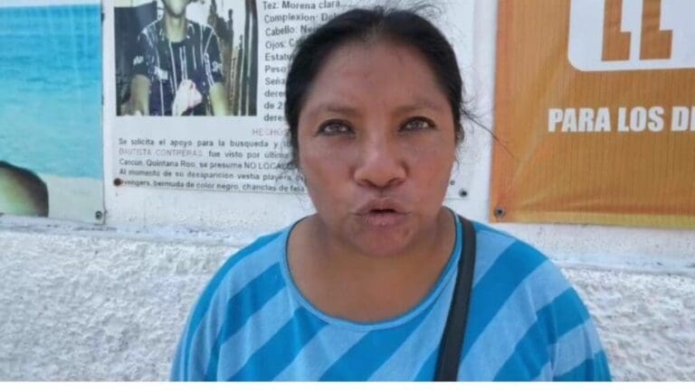 Protestan madres buscadoras afuera de la Fiscalía en Cancún; piden como regalo una pista sobre el paradero de sus hijos