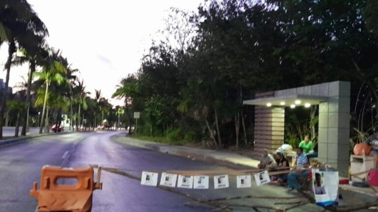 Responden madres buscadoras a hoteleros que pidieron sanciones para quienes bloqueen Zona Hotelera de Cancún