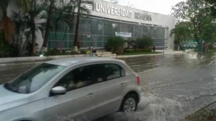 Posible trayectoria de 