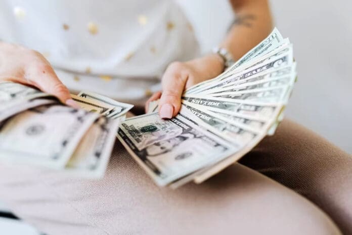 Rompen récord las remesas; llegan a seis mil 213 mdd en junio